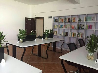 三亞海眾教育咨詢 點(diǎn)亮未來(lái)，規(guī)劃啟航